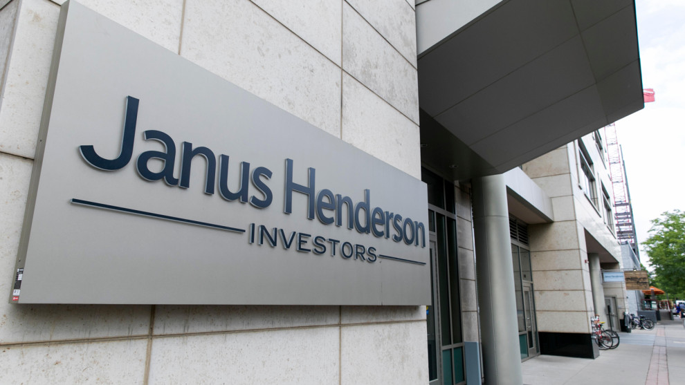Victory Capital розпалює боротьбу за Janus Henderson: нова пропозиція на $8,6 млрд